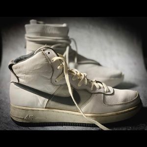 Meet your Posher, Yi ze